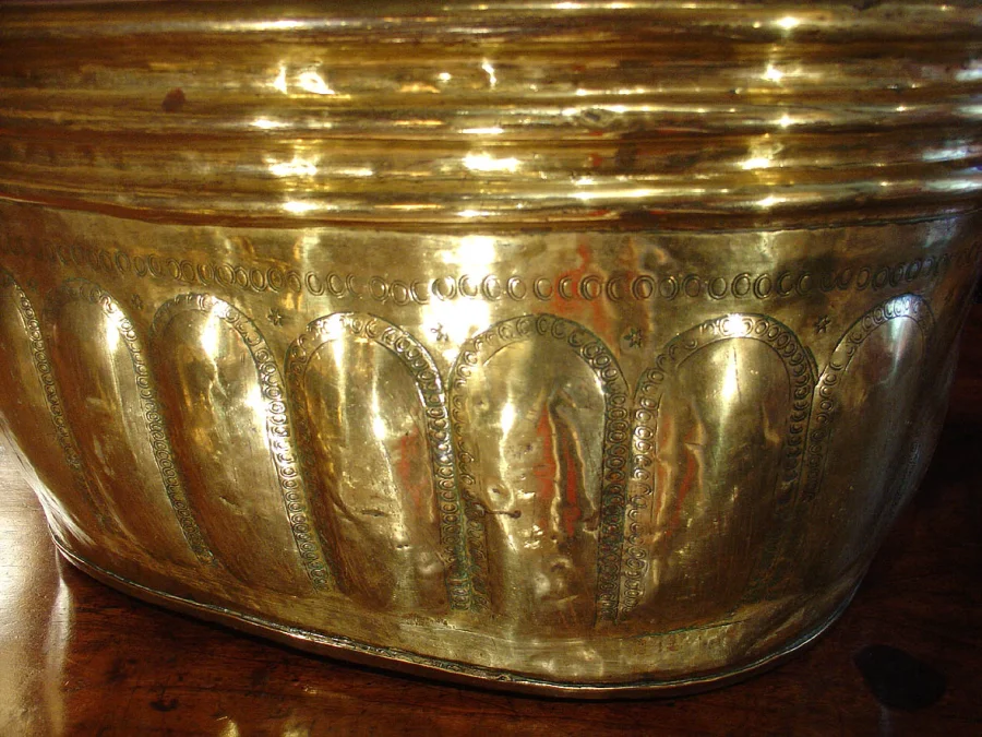 17th Planter jardiniere