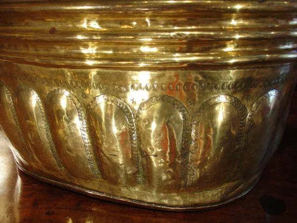 17th Planter jardiniere