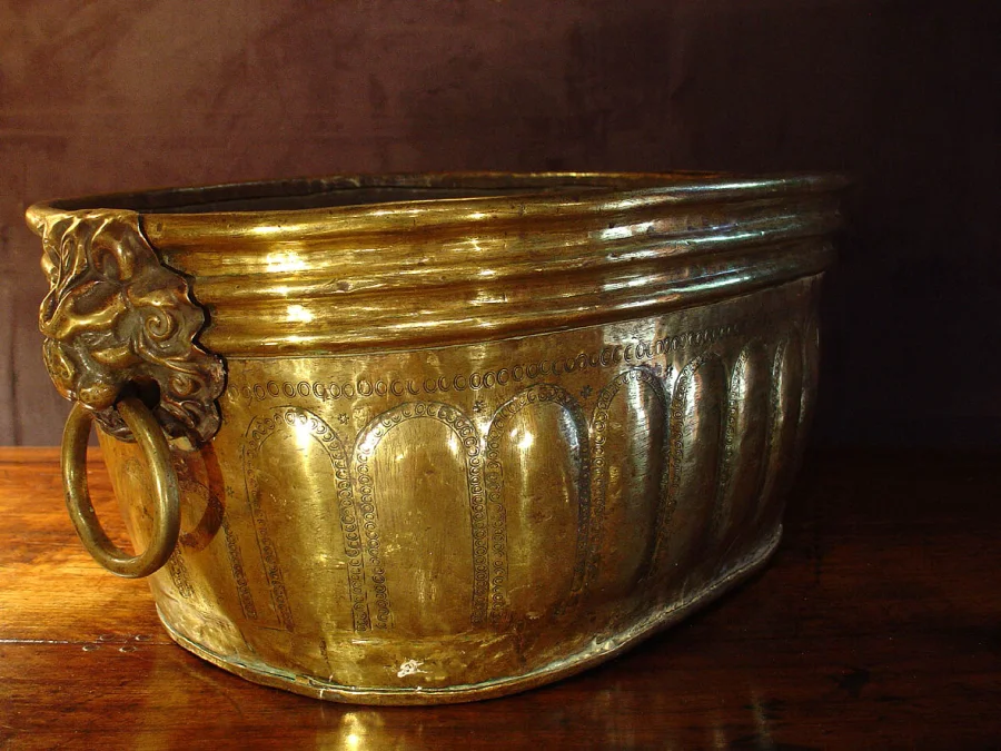 17th Planter jardiniere