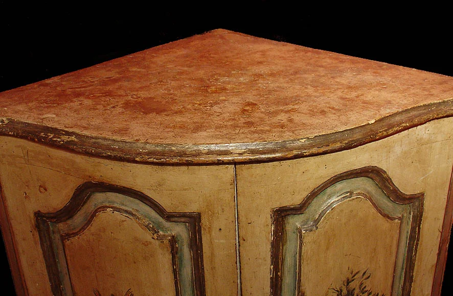 Italian 18th century corner cabinet
