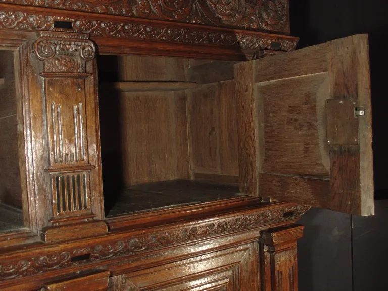 Armoire Cabinet début 17eme siecle