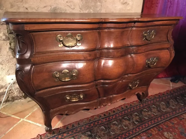 Commode XVIII Bordeaux — Très bon état