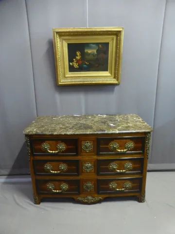 Commode style régence