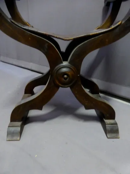 PAAR CURULE SITZE