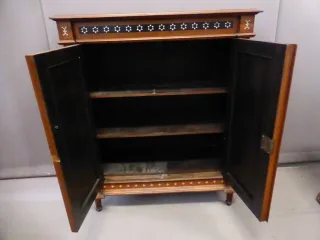 19e C BUFFET
