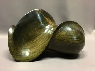 SKULPTUR UNTERZEICHNET COURADIN
