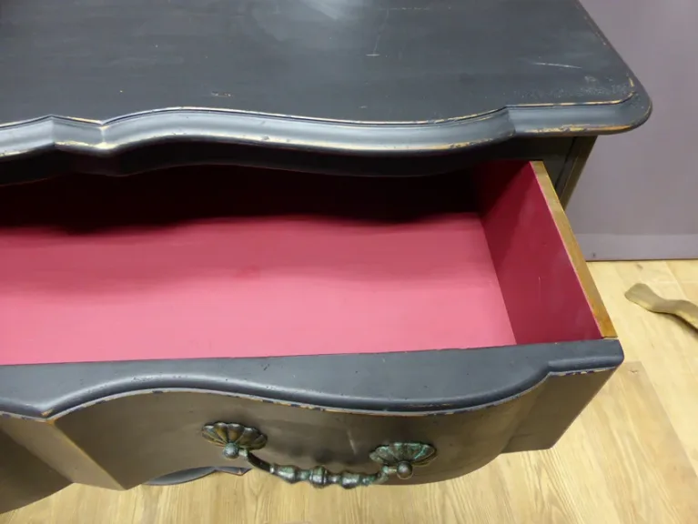 Commode arbalète style Louis XV