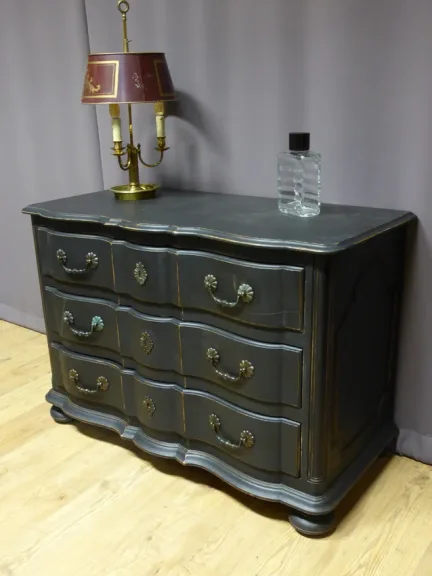 Commode arbalète style Louis XV