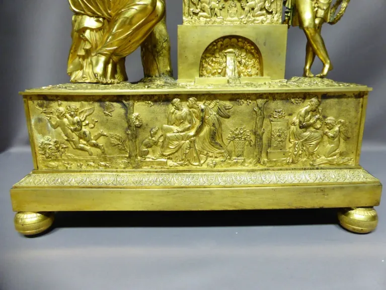 Pendule en bronze doré XIX