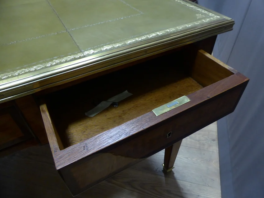 Bureau Style Louis XVI Marqueté