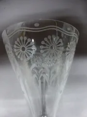 Service de verres en cristal 44 pièces