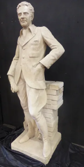 STEINSTATUE