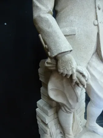 STEINSTATUE