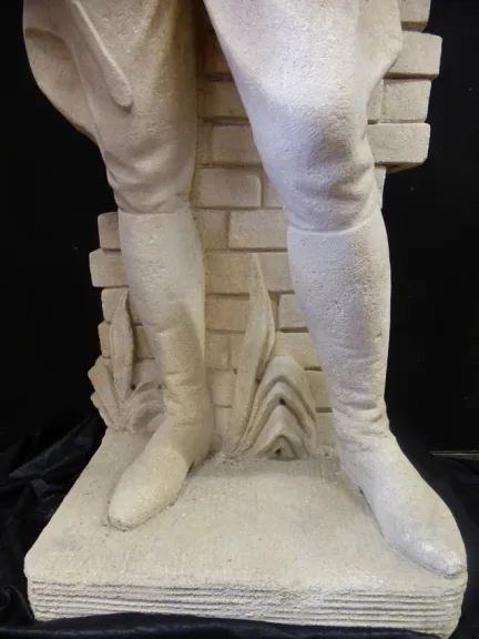STEINSTATUE