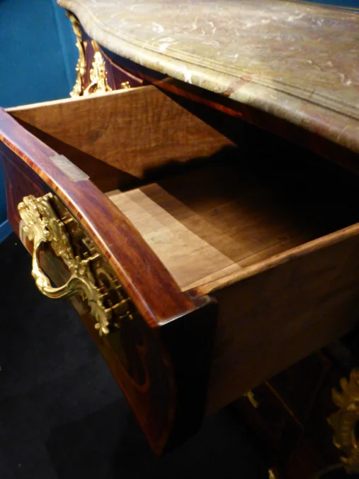Commode époque Régence XVIII
