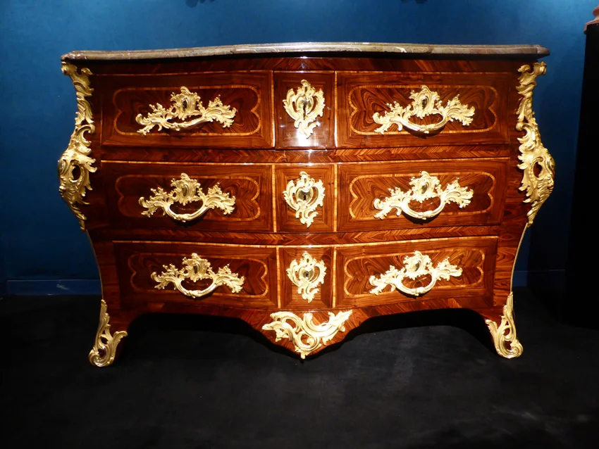 Commode époque Régence XVIII
