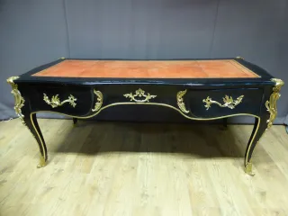 Grand bureau style Louis XV