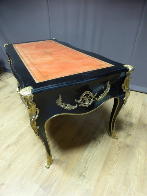 Grand bureau style Louis XV