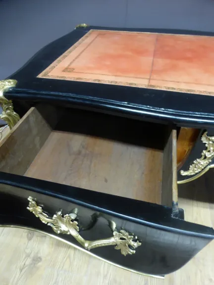 Grand bureau style Louis XV