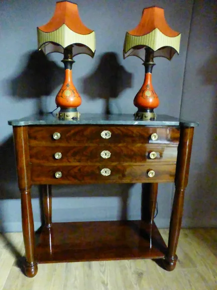 MAHOGANY KONSOLENTISCH