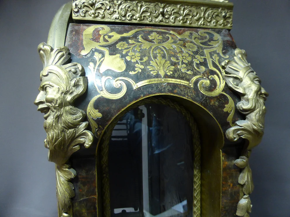 18th CENTURY FRENCH CLOCK