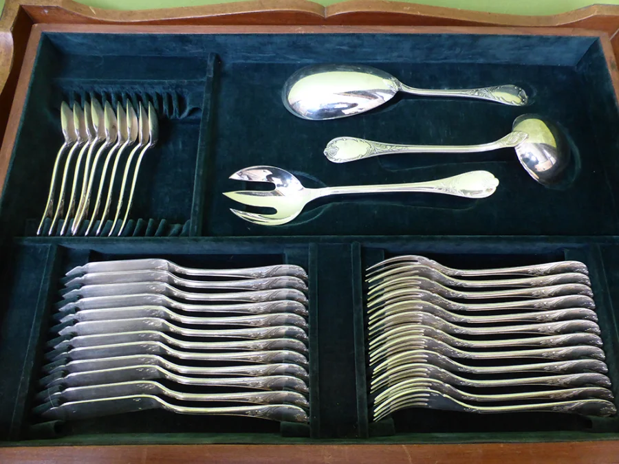 Ménagère de la maison Christofle 123 pièces