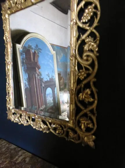 GILTWOOD-SPIEGEL