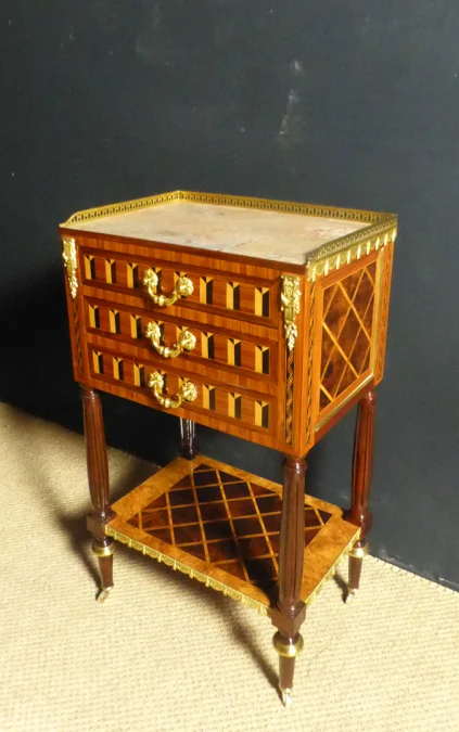 Table de salon En Marqueterie XIX