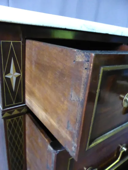 FRENCH DIRECTOIRE PERIOD CHEST OF DRAWERS