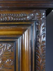 FRANZÖSISCHES CUPBOARD AUS DEM 18. JAHRHUNDERT