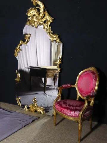 GILTWOOD MIRROR