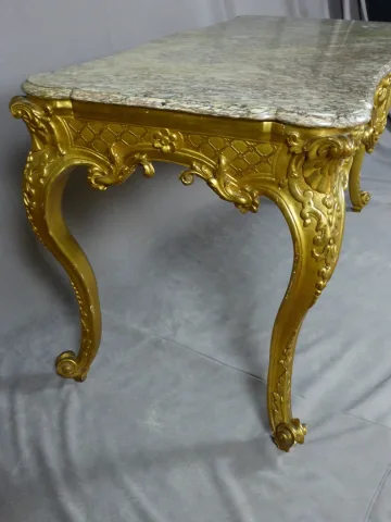 GILTWOOD TABLE