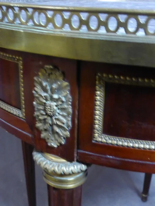 Table bouillotte
