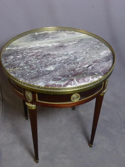 Table bouillotte