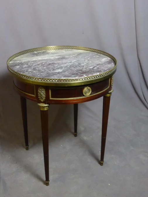 Table bouillotte