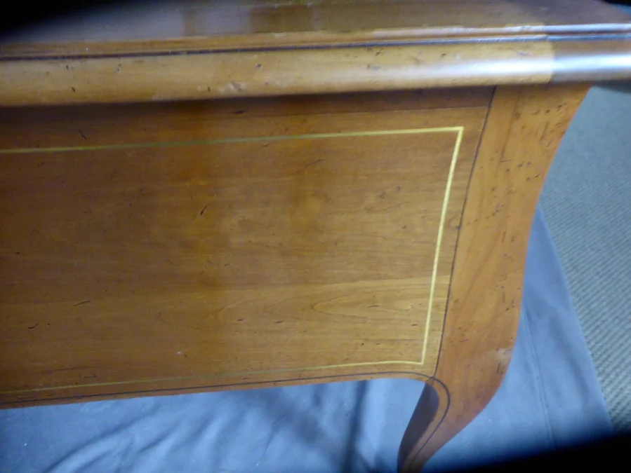 Bureau style Louis XV