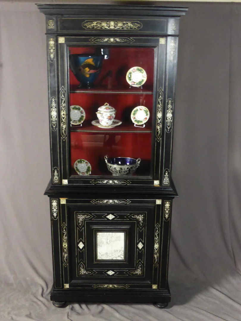 NAPOLEON III PERIOD DISPLAY CABINET