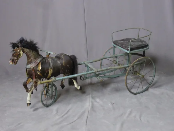 SPIELZEUGPFERD ANDl CART