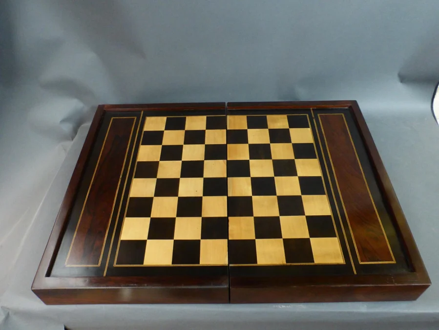 Grand coffret à jeux