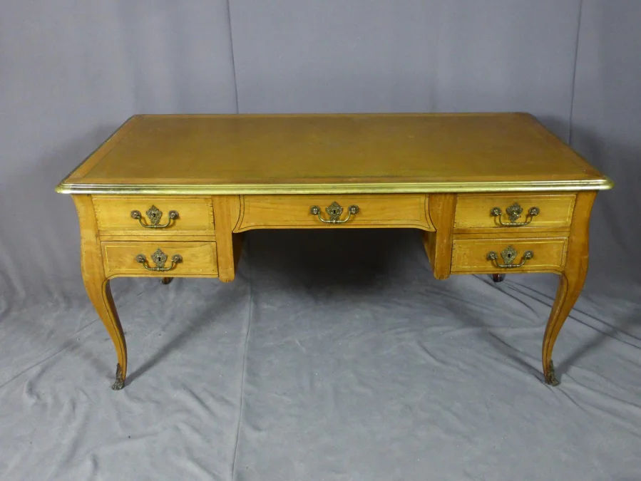 LOUIS XV STYLE DESK
