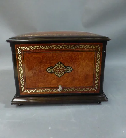 CIGAR BOX