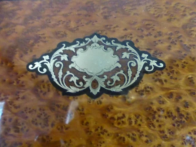 CIGAR BOX