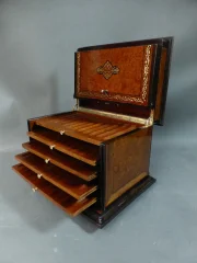 CIGAR BOX