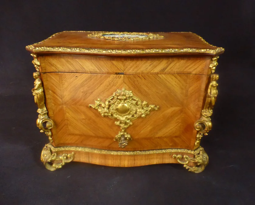 DEKANTERBOX