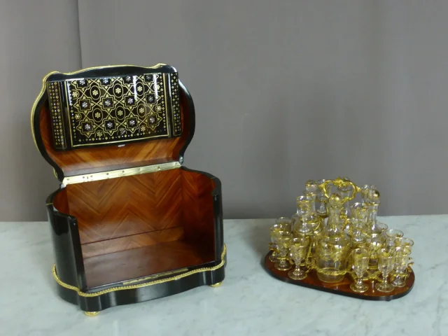 Cave à Liqueurs