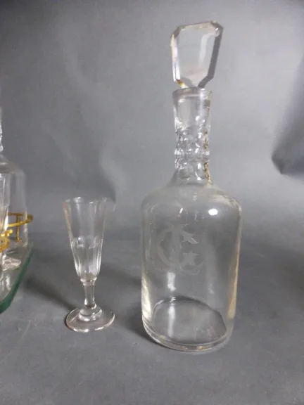 Cave à Liqueurs En Bronze Doré XIX