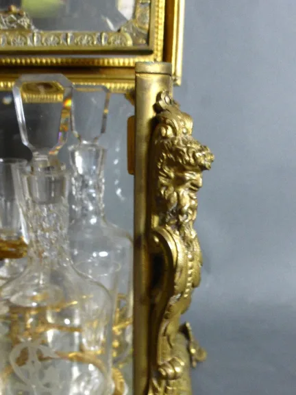 Cave à Liqueurs En Bronze Doré XIX