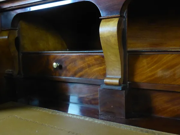 Bureau Cylindre En Acajou XIX