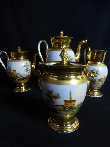 Service à café et thé en porcelaine XIX