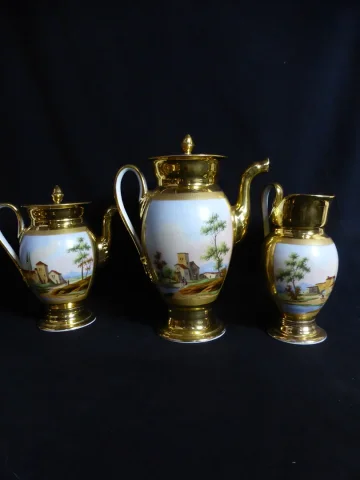 Service à café et thé en porcelaine XIX
